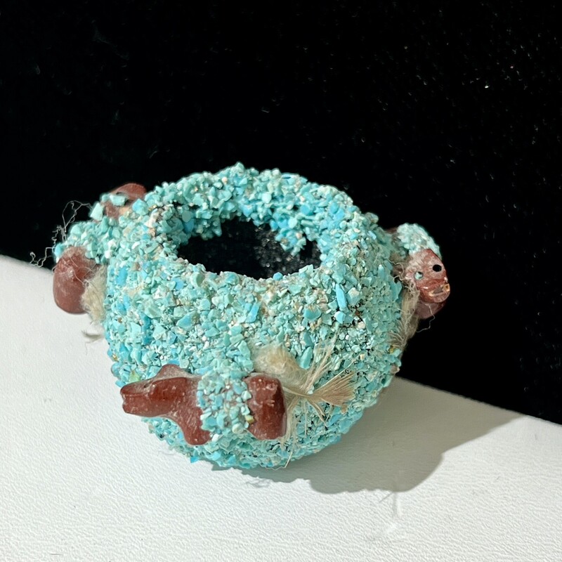 Tiny turquoise offering pot with bear fetishes