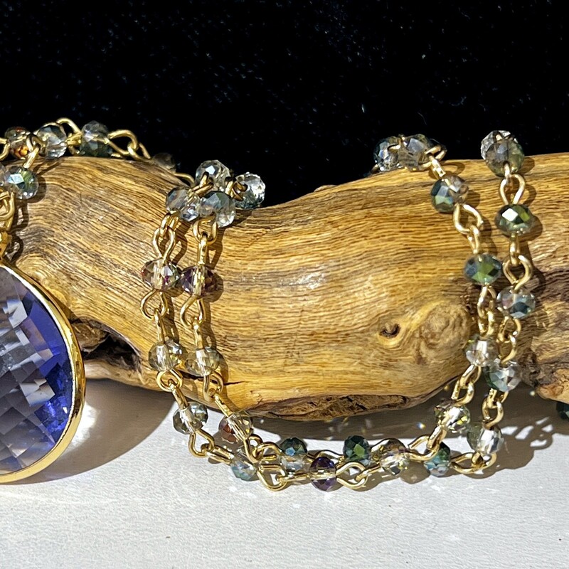 Purple glass pendant necklace