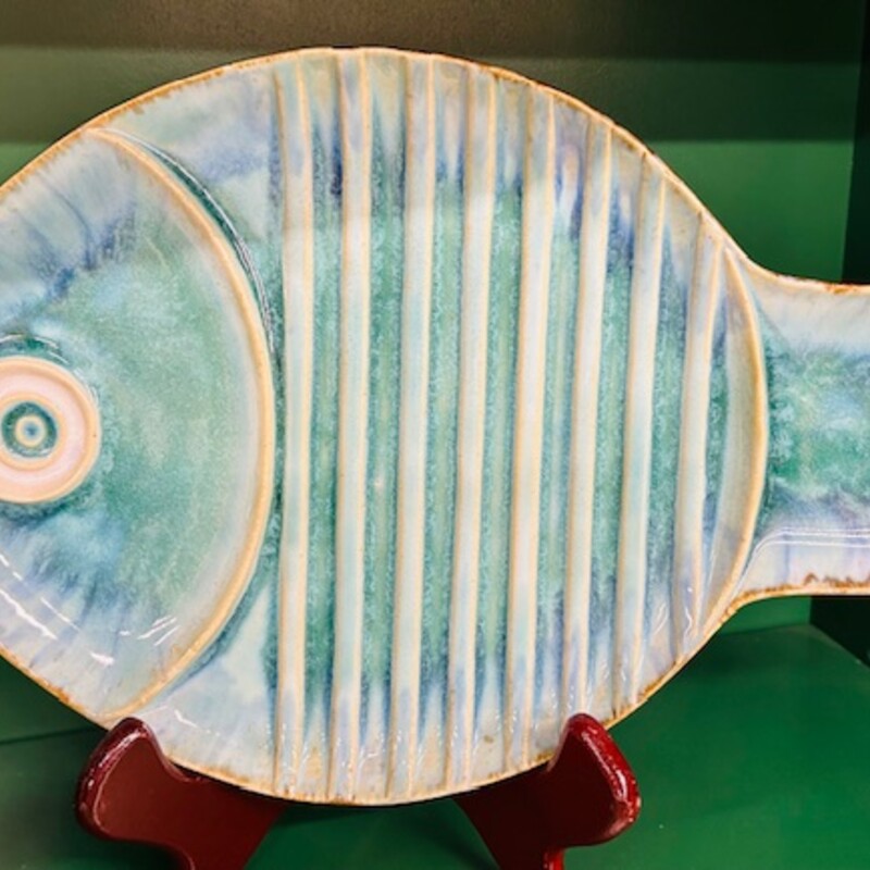 Global Views Fish Striped Plate
Blue White Cream Size: 8.5 x 13H