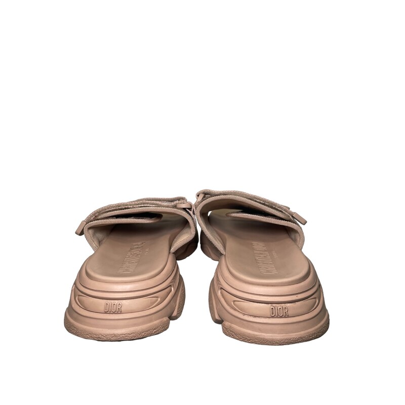 Dior Technical D Wander, Beige, Size: 39<br />
<br />
Note: Few scuffs on toes and light staining on top of sandal