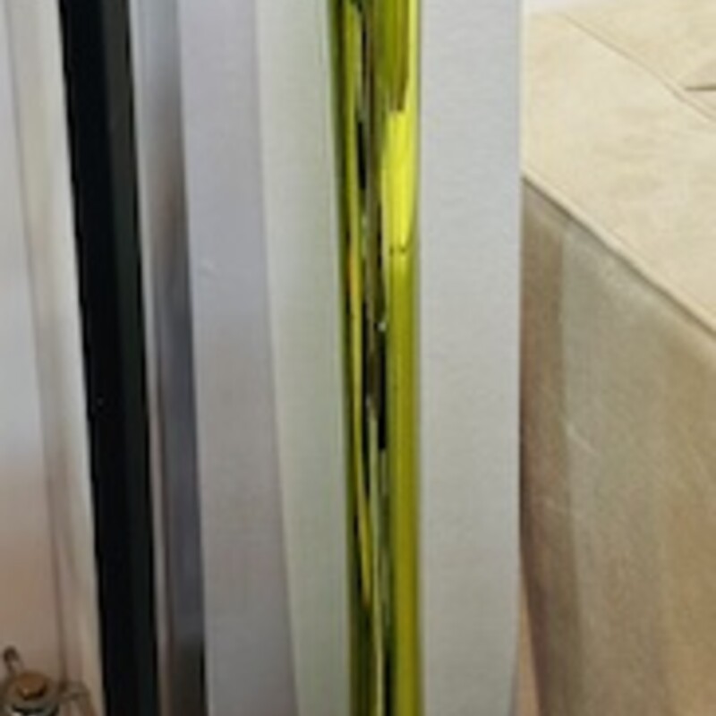Mounted Skinny Glass Vase
Green Silver Size: 6 x 48.5H