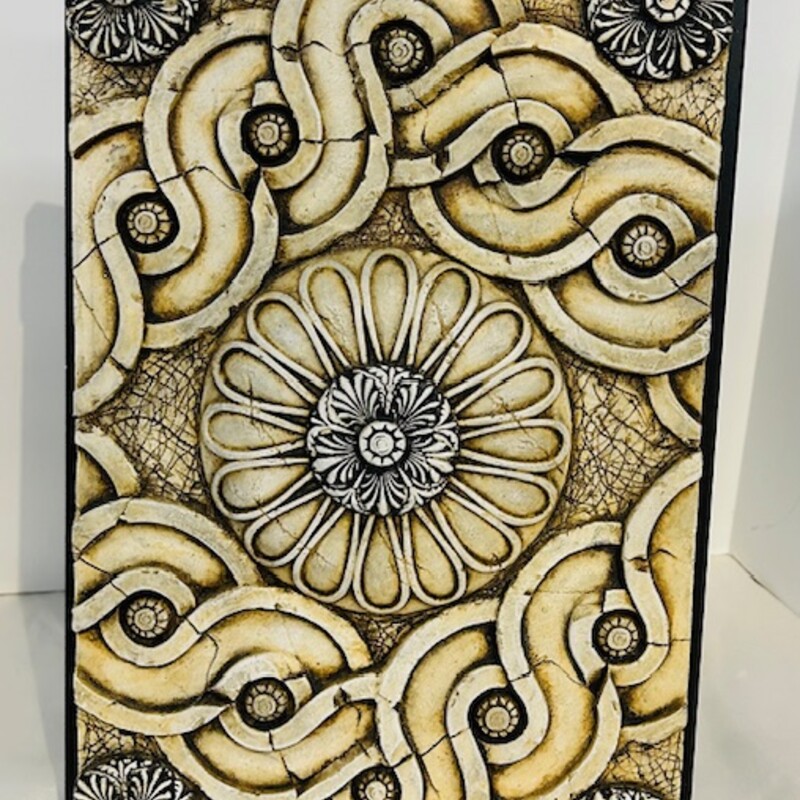 Dimension 3D Artifacts Detail Design
Floral Tile on Easel
Artist Signed
Made in Canada
Cream Tan Black
Size: 9 x 12.5H