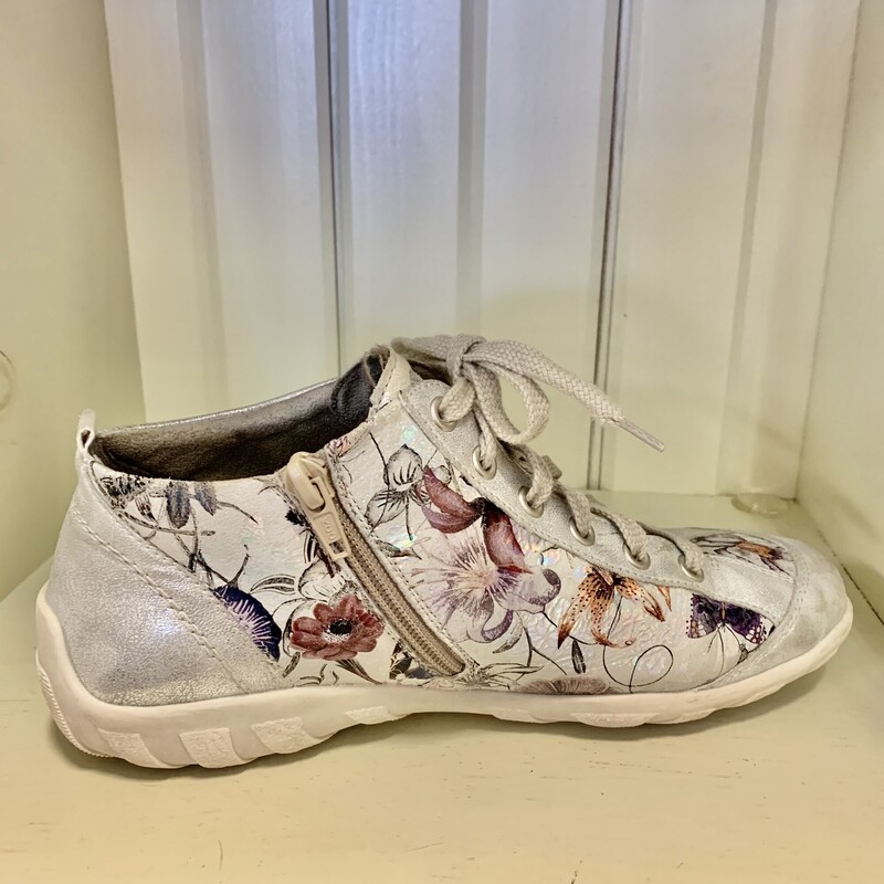 Remonte Shoes Spring,
Colour: Silver and multi,
Size: 37 (7),
Zipper on the side