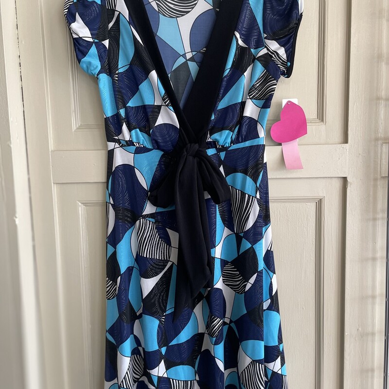 Nwt Tempted Hearts Dress, Multi, Size: Med
New with tags
all sales final
shipping available
free in store pick up within 7 days of purchase