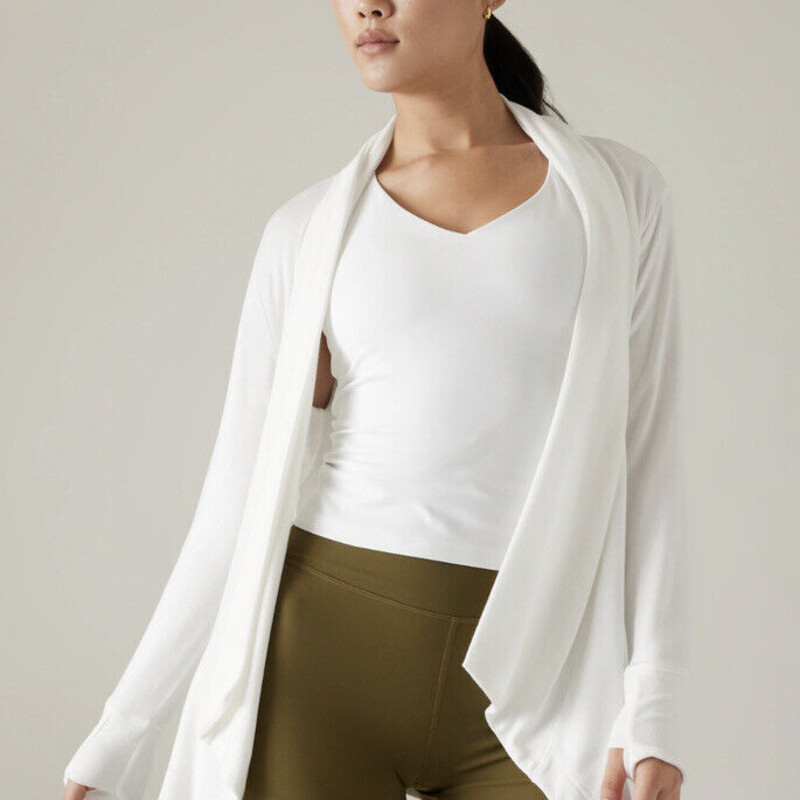 NWT Athleta Open Card, White, Size: XL Tall
Fabulous soft as a cloud open cardigan from Athleta
Brand new with tags
the color is Bright White
This sweater has pockets and little holes for your thumbs for that extra cozy feel

size XL T - Tall
shoulder to shoulder: 18
lenght: 34

orginally $89

thanks for looking!
#69901