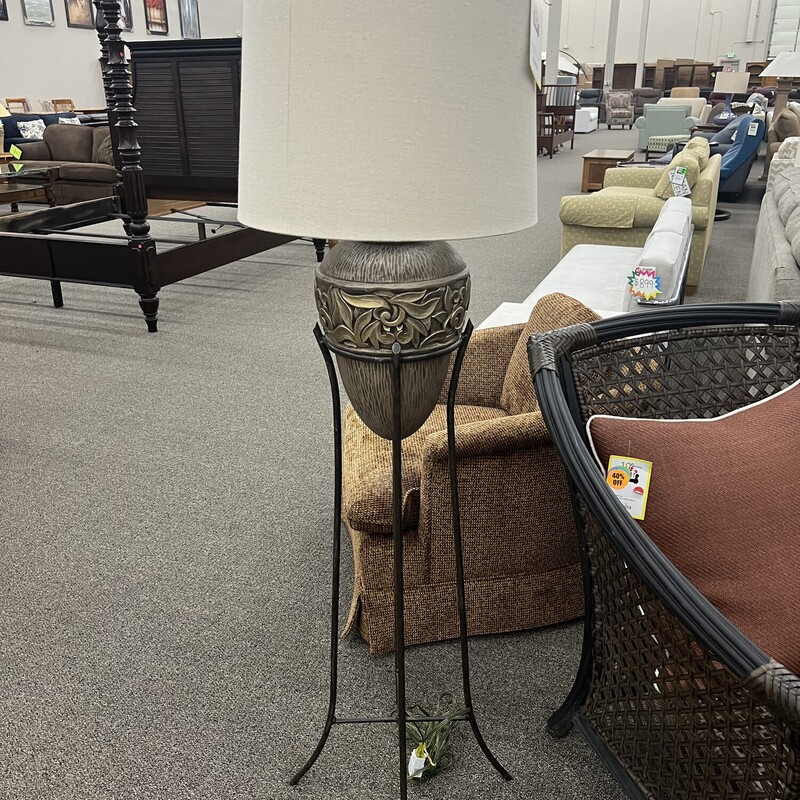Leaf Design Floor Lamp