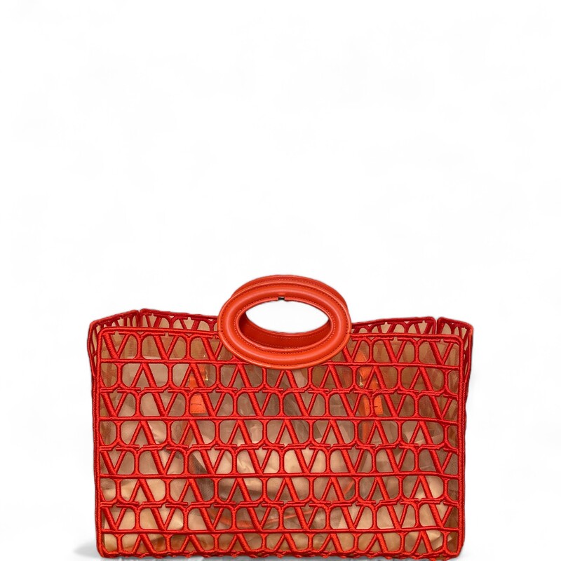 Valentino Garavani Le Troisieme Iconographe tote bag in allover VLOGO mesh fabric
Top handles
Open top
Interior, leashed zip pouch bag
Leather lining
Approx. 9.8H x 15.7W x 6.6D
Made in Italy
Retails: 3,790
Production year: 2024