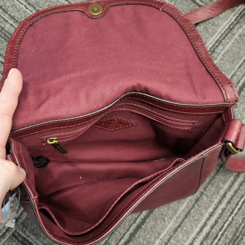 Leather Crossbody, Burgandy in Brand NEW condition!