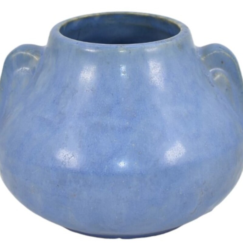 McCoy Mottled Fawn Vase
Blue
Size: 6x5H