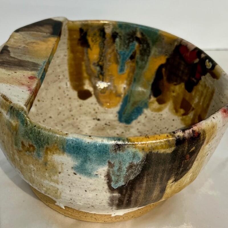 Pottery Drip Bowl With Spout
White, Brown, Blue, Orange
Size: 7x4H