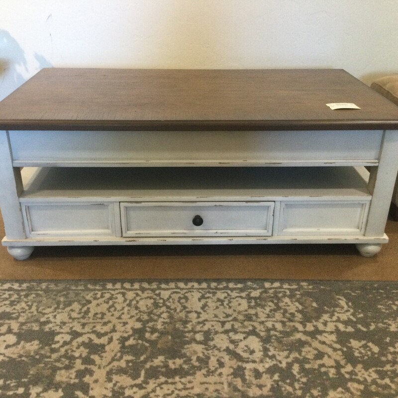 Sofa Table Off White, Sofa Tab, Size: L4128

18H X 47L X 28D

FOR IN-STORE OR PHONE PURCHASE ONLY
LOCAL DELIVERY AVAILABLE $50 MINIMUM
