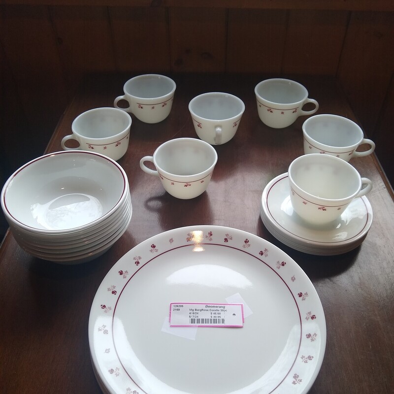Vtg BurgRose Corelle 30pc

Vintage set of Burgandy Rose Corelle.  8 Dinner Plates   8 Bowls 7 Saucers and 7 Coffee Cups.