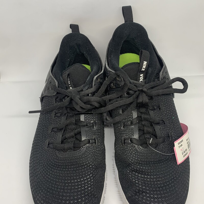 Nike Vollyball Sneaker, Black, Size: 8.5All Sales Are Final<br />
No Returns<br />
Pick Up In Store Within 7 Days Of Purchase<br />
or<br />
Have It Shipped<br />
<br />
Thanks for Shopping With Us :-)