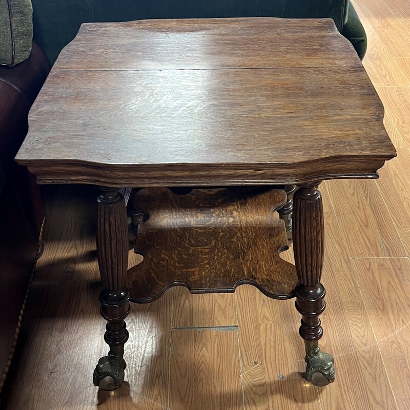 Oak Parlor W/ Glass Ball, Claw Feet. Antique
28in x 28in x 29in tall