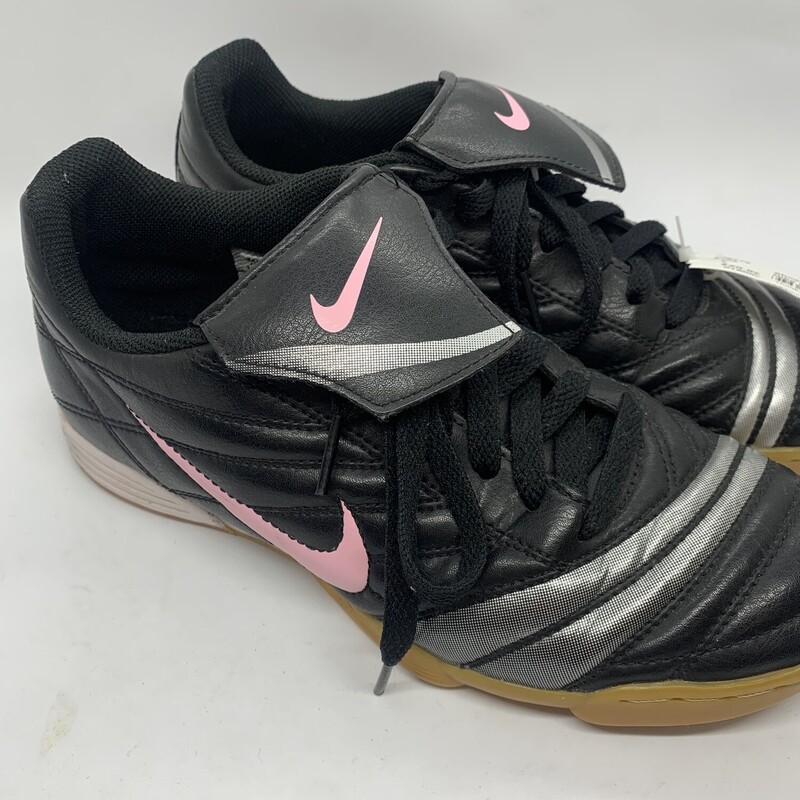 Nike Indoor Soccer Shoes, Blck/Pnk, Size: 7.5
All Sales Are Final
No Returns
Pick Up In Store Within 7 Days Of Purchase
or
Have It Shipped

Thanks for Shopping With Us :-)