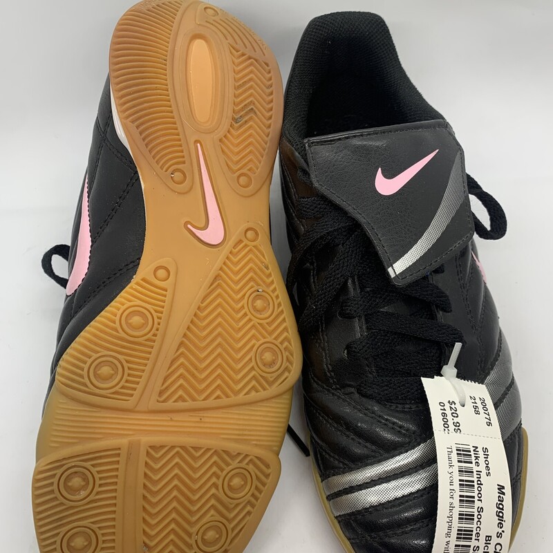 Nike Indoor Soccer Shoes, Blck/Pnk, Size: 7.5
All Sales Are Final
No Returns
Pick Up In Store Within 7 Days Of Purchase
or
Have It Shipped

Thanks for Shopping With Us :-)