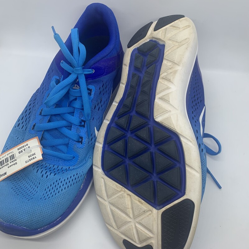 Nike Shoes, Blues, Size: 9.5<br />
All Sales Are Final<br />
No Returns<br />
Pick Up In Store Within 7 Days Of Purchase<br />
or<br />
Have It Shipped<br />
<br />
Thanks for Shopping With Us :-)