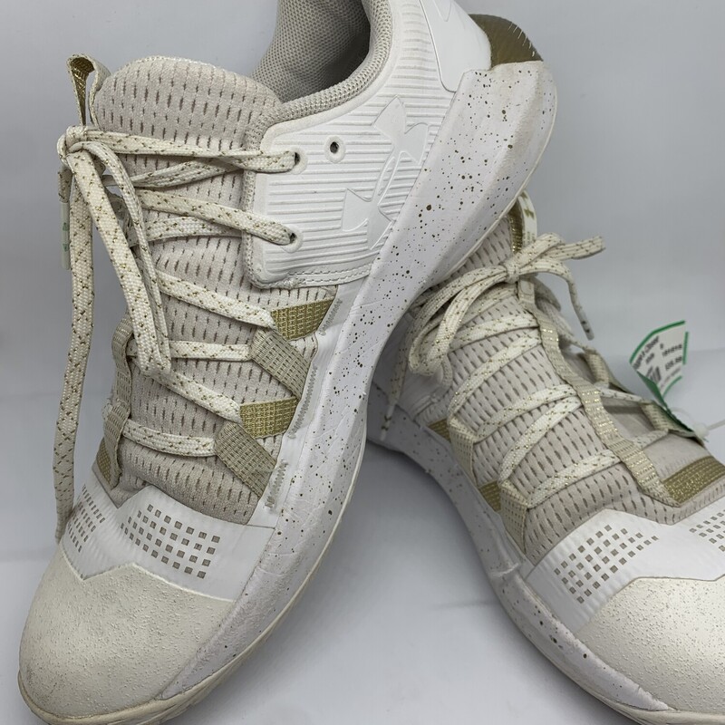 Underarmor Sneaker, White, Size: 8
All Sales Are Final
No Returns
Pick Up In Store Within 7 Days Of Purchase
or
Have It Shipped

Thanks for Shopping With Us :-)