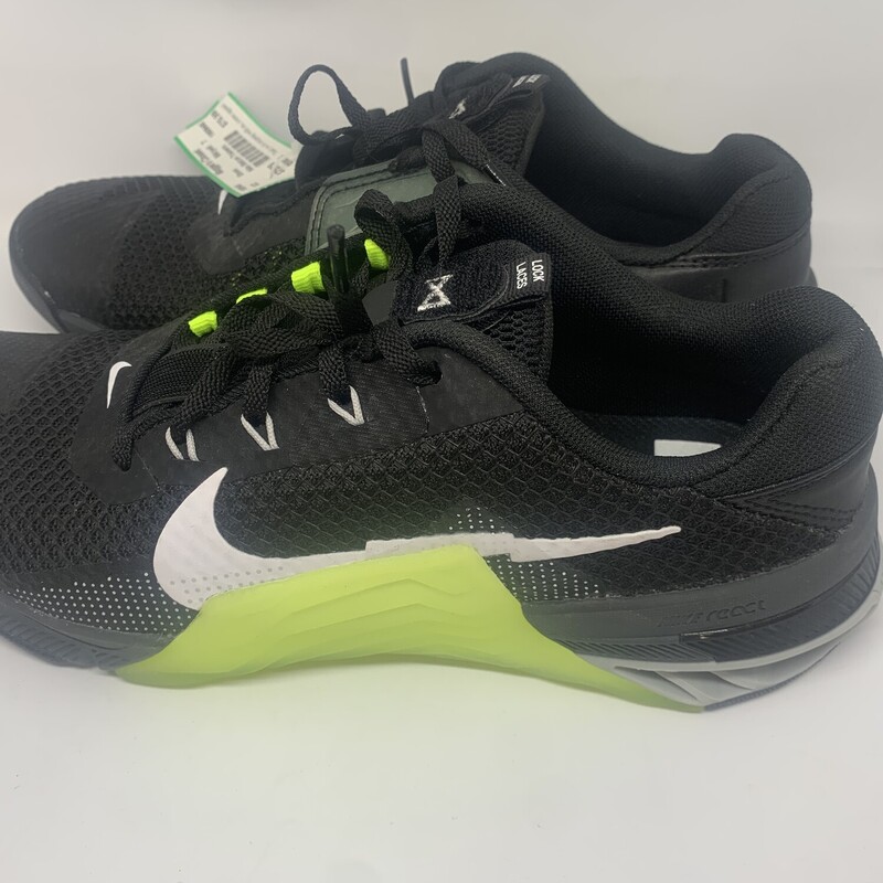 Nike Metcon Trainers, Blk/yell, Size: 8.5<br />
All Sales Are Final<br />
No Returns<br />
Pick Up In Store Within 7 Days Of Purchase<br />
or<br />
Have It Shipped<br />
<br />
Thanks for Shopping With Us :-)