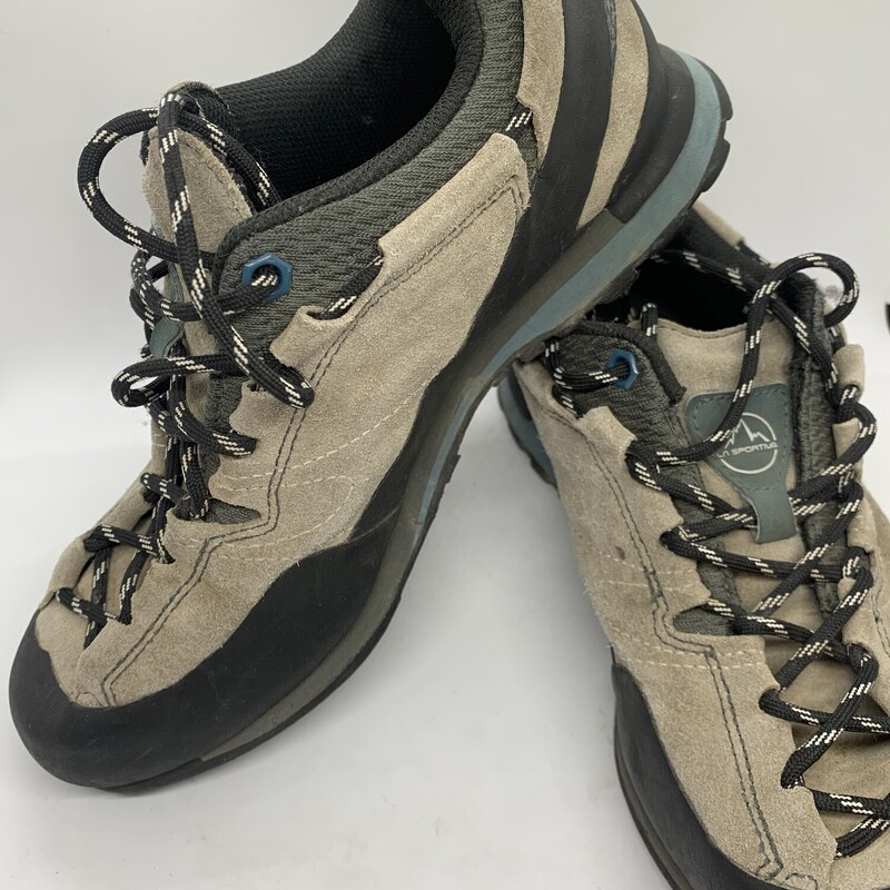 LASportivaHikingShoe, None, Size: 9
All Sales Are Final
No Returns
Pick Up In Store Within 7 Days Of Purchase
or
Have It Shipped

Thanks for Shopping With Us :-)