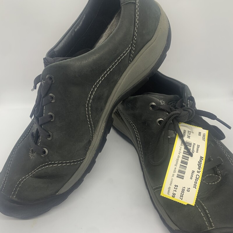 KeenShoe, None, Size: 10All Sales Are Final<br />
No Returns<br />
Pick Up In Store Within 7 Days Of Purchase<br />
or<br />
Have It Shipped<br />
<br />
Thanks for Shopping With Us :-)
