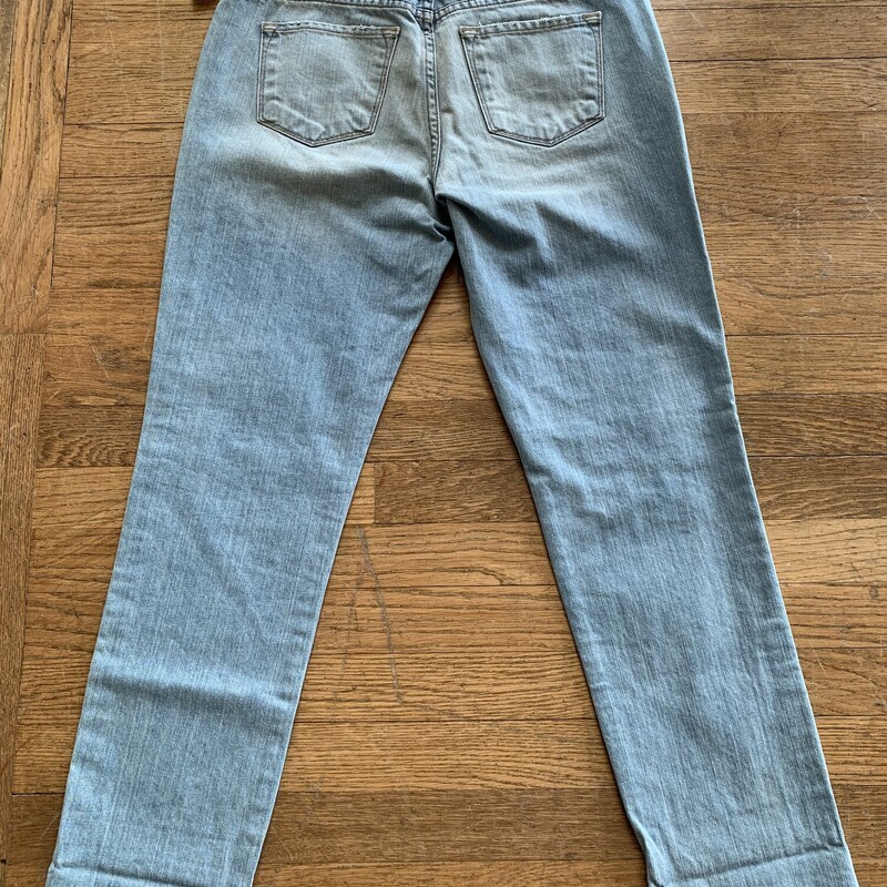 JBRANDRippedJeans, LightWas, Size: 6
All Sales Are Final
No Returns
Pick Up In Store Within 7 Days Of Purchase
or
Have It Shipped