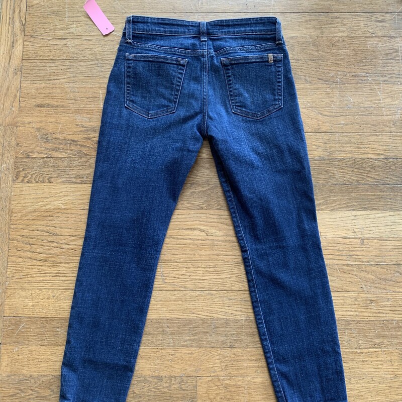 JoesJeansDarkWashAS-IS, Denim, Size: 27 Pet<br />
All Sales Are Final<br />
No Returns<br />
Pick Up In Store Within 7 Days Of Purchase<br />
or<br />
Have It Shipped