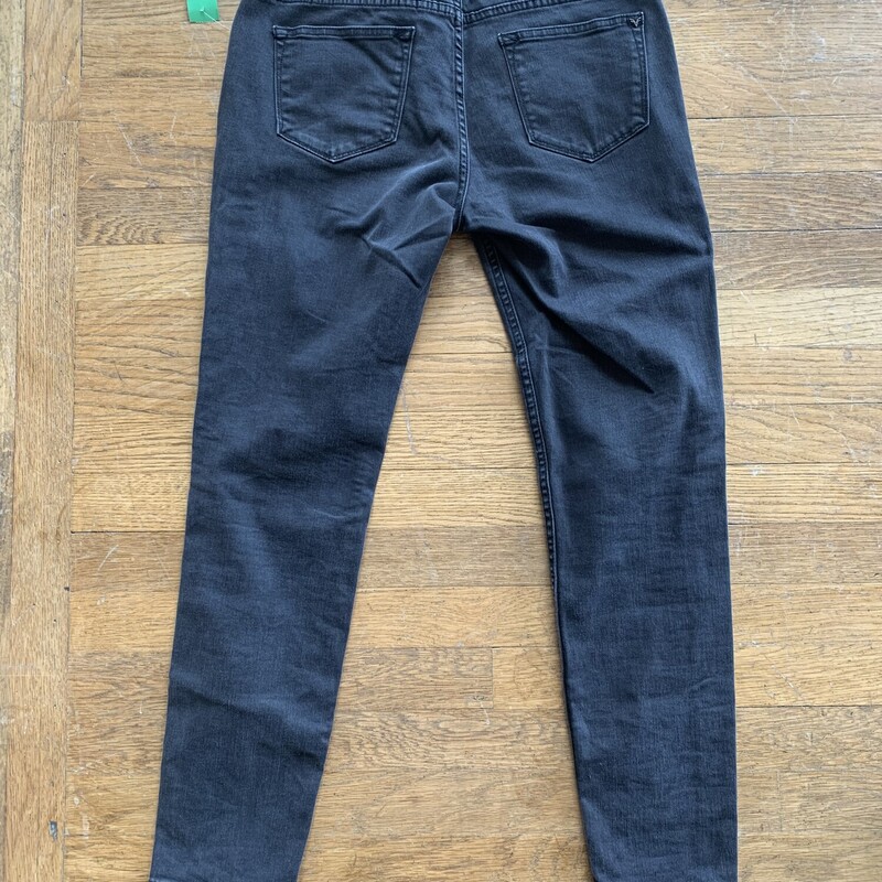 Vigoss Skinny Jeans, Black, Size: 28/29<br />
All Sales Are Final<br />
No Returns<br />
Pick Up In Store Within 7 Days Of Purchase<br />
or<br />
Have It Shipped