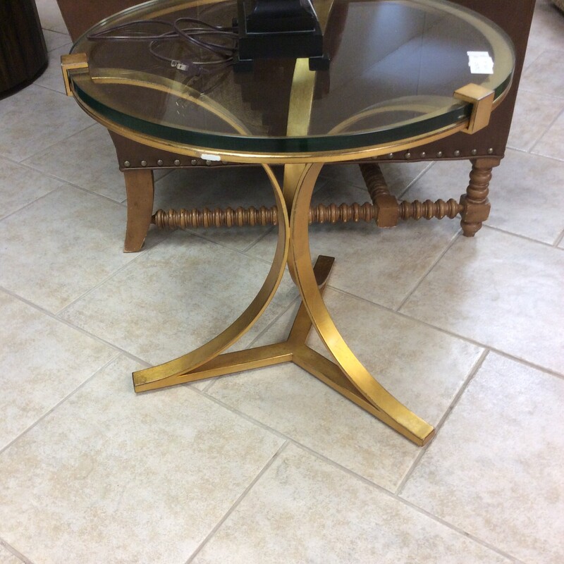 Pr Gold/Glass End Tables