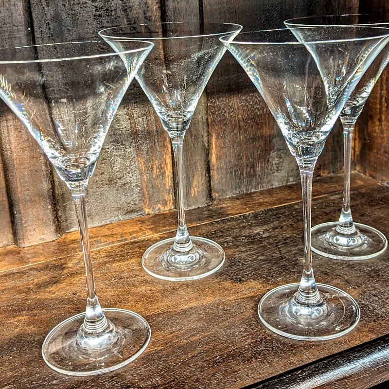 Lenox Martini Glasses
Set of 4
Clear
Size: 5 x 8.5H