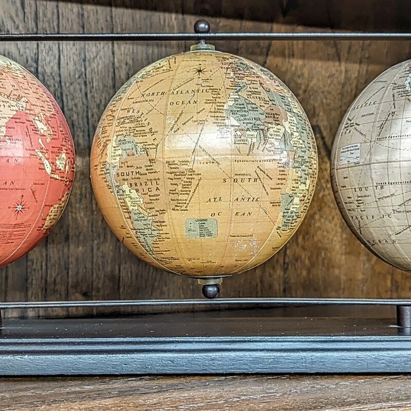 3 Globes On Metal Stand