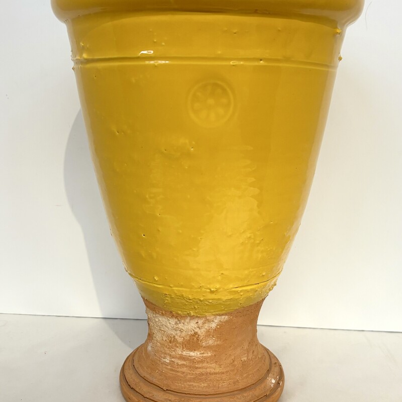 Arhaus Italy Pedestal Planter
Yellow Orange
Size: 8x11.5H