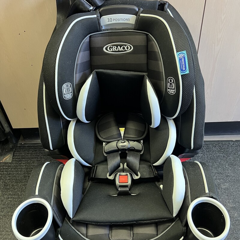 Graco 4ever 4in1, Black, Size: 4-65lbs

Expiration: June 2030 (10 year-June 2020)

4-in-1 car seat gives you 10 years of use, seamlessly transforms from rear-facing harness 18-18 killogram (4-40 lb) to forward facing harness 10-30 killogram (22-65 lb) to highback booster 18-45 killogram (40-100 lb) to backless booster 18-54 killogram (40-120 lb)
No-rethread simply safe adjust harness system allows the headrest and harness to adjust together in one motion
Choose the perfect headrest height from 10 positions to get the safest fit for your child as they grow
Inright uas system for a one-second attachment
