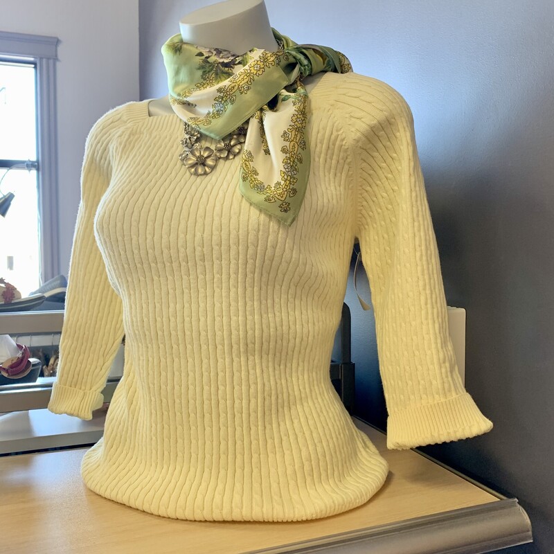 Jeanne Pierre Cotton sweater,
Colour: Yellow,
Size: Medium