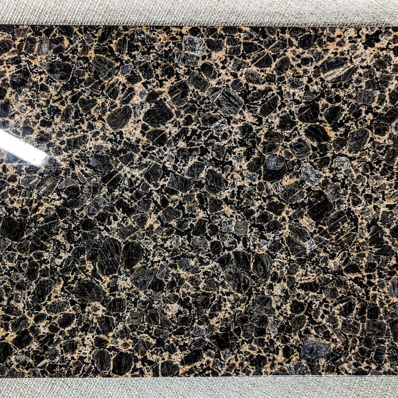 Granite Cutting Board
Black and Tan
Size: 15x12