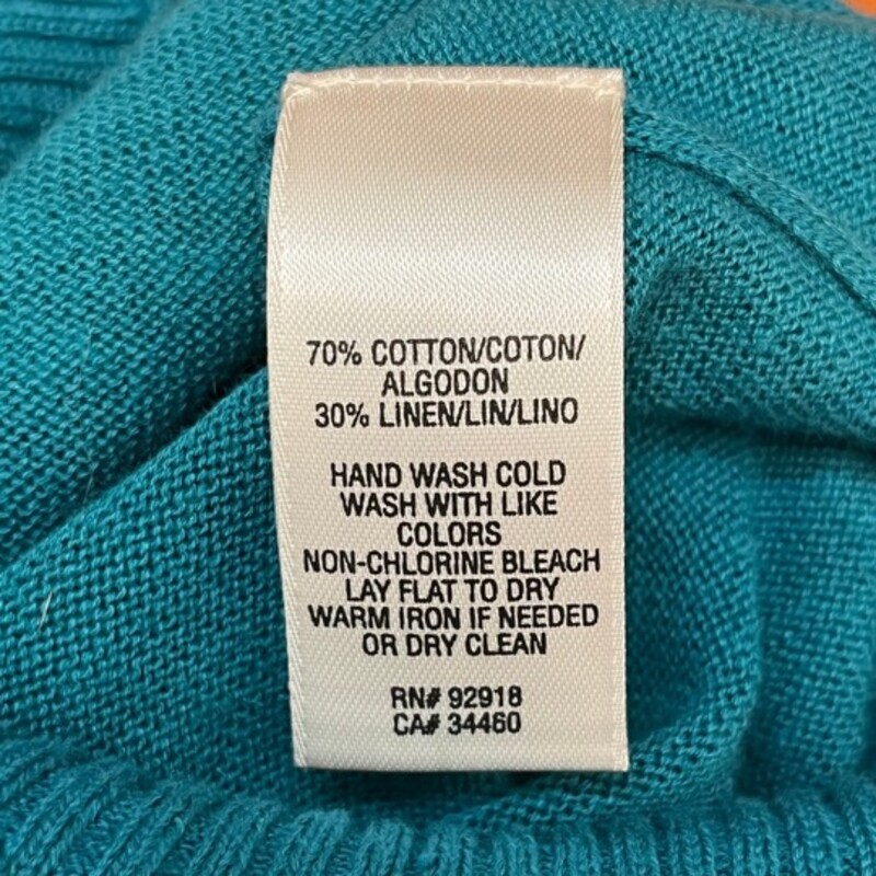 NEW Juicy Couture Cardigan<br />
Linen & Cotton<br />
Color: Teal<br />
Size: Medium