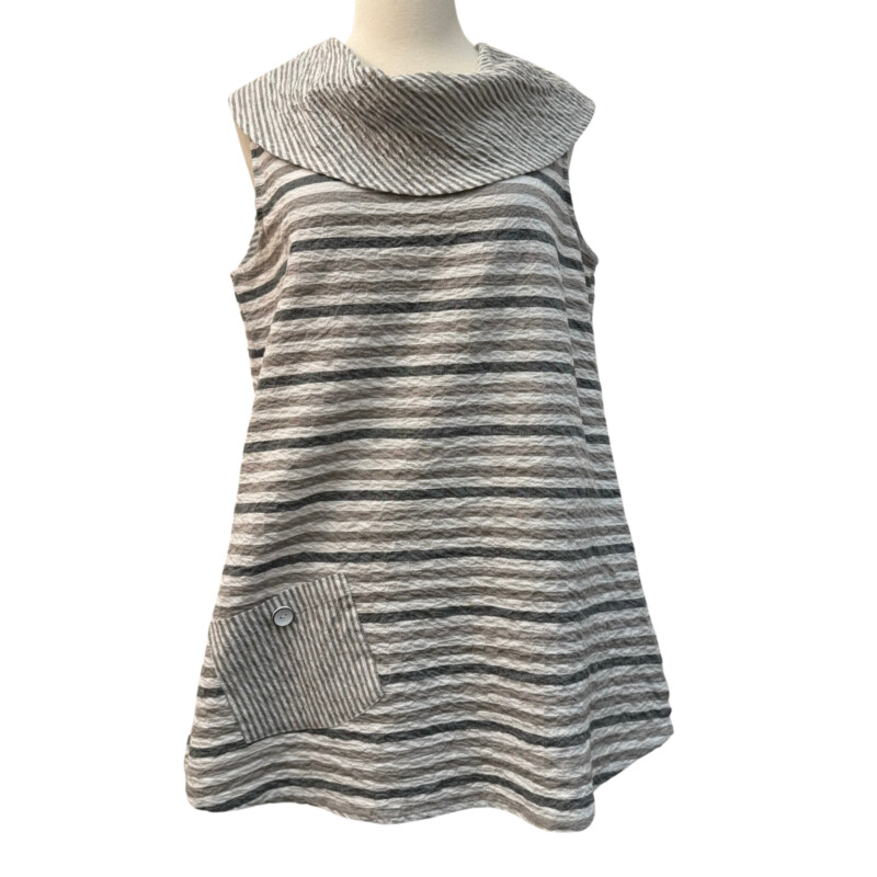 Habitat Cowl Tunic Top<br />
Sleeveless<br />
98% Cotton 2% Spandex<br />
White, Mocha, and Charcoal Gray<br />
Size: Small