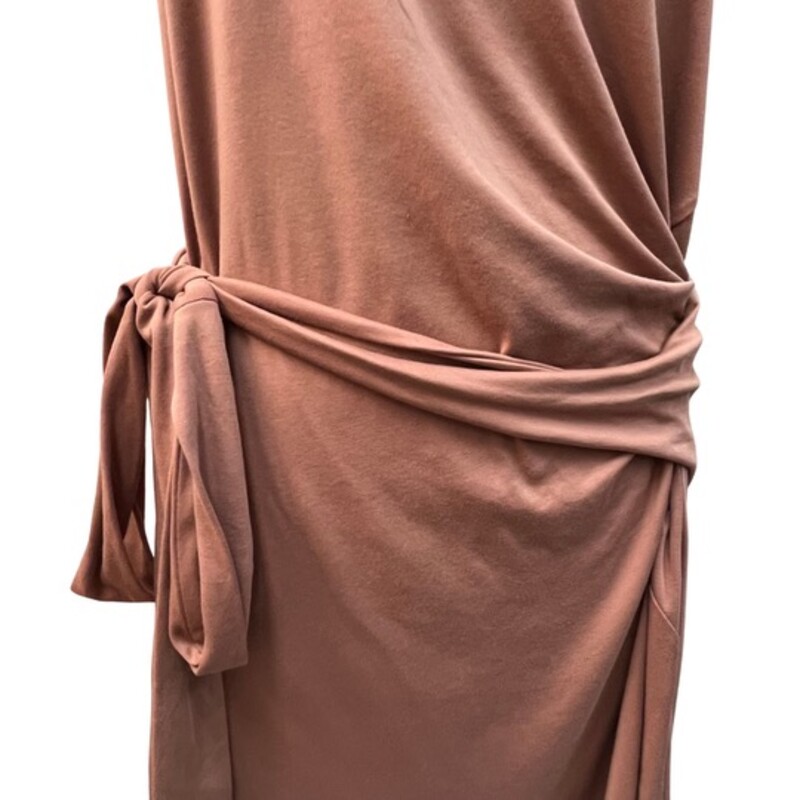 Vince Belted Midi Dress
Sleeveless
100% Pima Cotton
Color: Clay
Size: Large