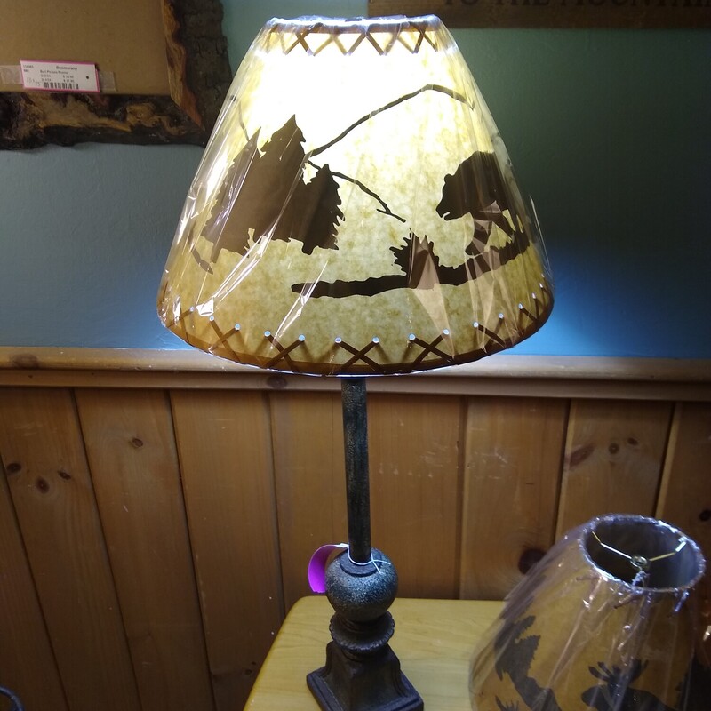 Bear Silouette Tall Lamp

Tall rustic style lamp with bear silouhette lamp shade.

Size: 31 in Tall