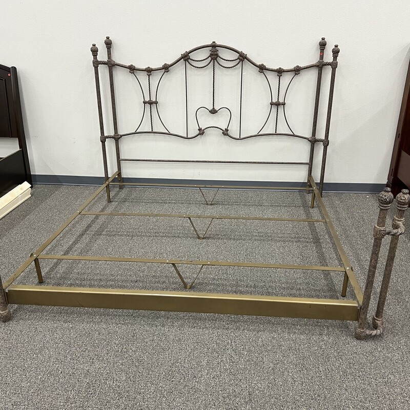 Wrought Iron E.King Bed
