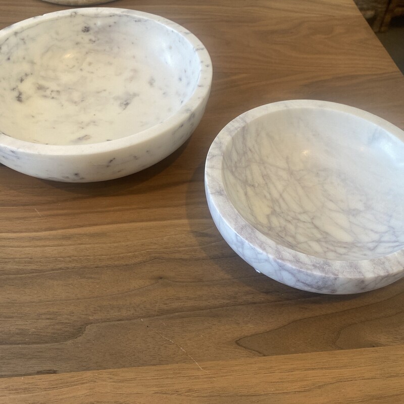 Marble Bowls - Set Of 2

Size
Large:  10Dx3H
Small:  8Dx2.5H