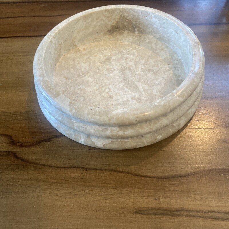 Marble Bowl

Size: 9Dx2H