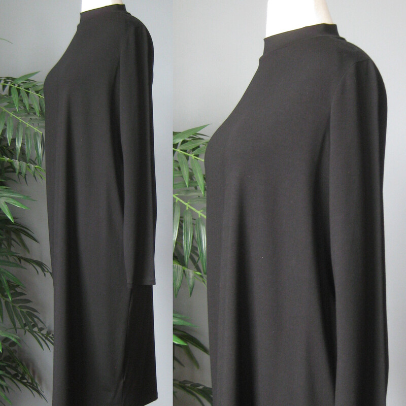 NWT Eileen Fisher, Black, Size: Small<br />
gorgeous dress, NWT by Eileen Fisher<br />
fluid viscose jersey, mock neck, long sleeves<br />
It's called the funnel neck oval dress<br />
solid black<br />
orginal price $198<br />
<br />
can be styled so many ways, so simple and classic will never not be chic.<br />
<br />
Size Small<br />
Flat measurements:<br />
shoulder to shoulder: 14.5<br />
armpit to armpit: 18.75<br />
waist area: aprox 20 - it's totally straight from armpit to hem<br />
hip area: 21.5<br />
underarm sleeve seam length: 20<br />
length: 41.5<br />
<br />
perfect brand new condition<br />
thanks for looking!<br />
#65780