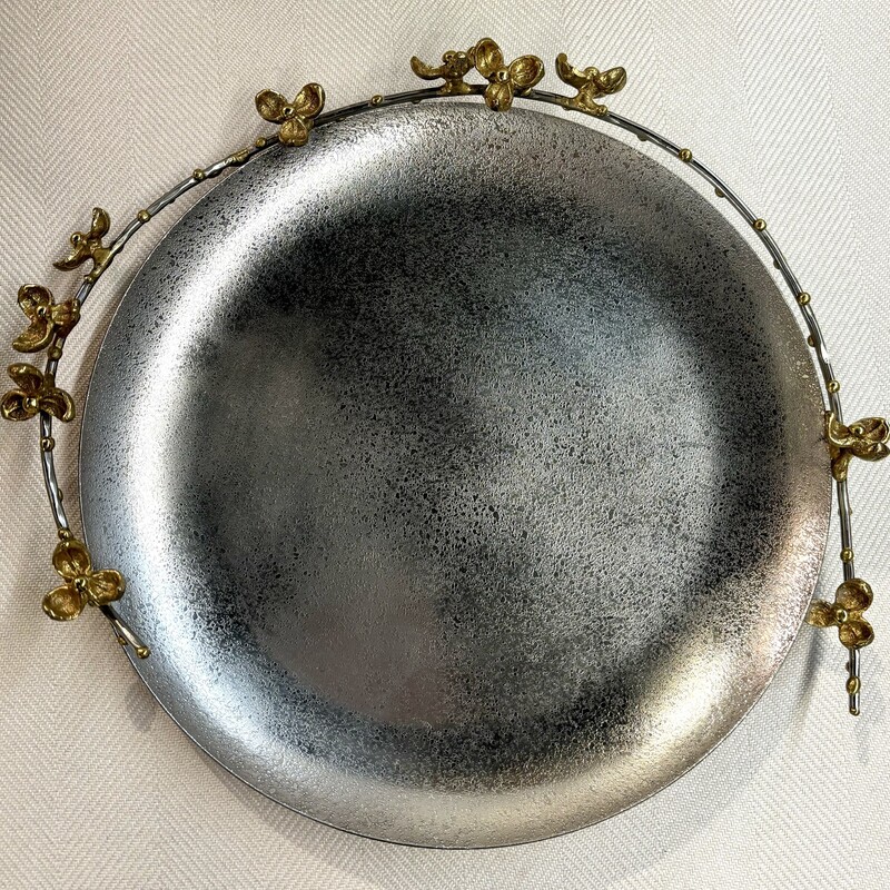 Michael Aram Bittersweet Serving Platter
Silver Gold
Size: 10.5Diam
