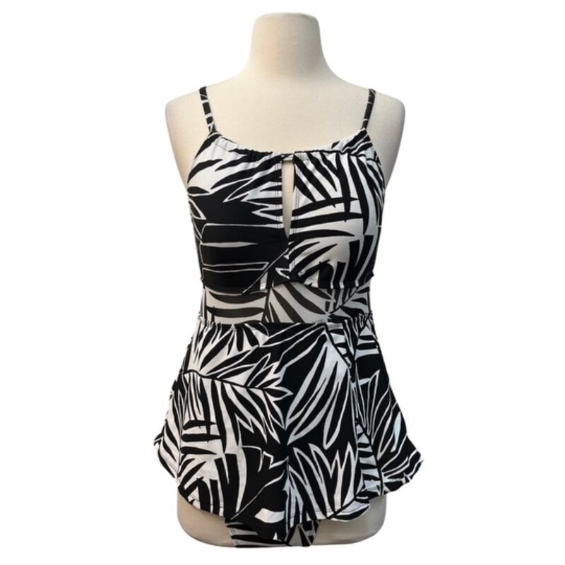 Sea & Sand Swimsuit<br />
One Piece<br />
Black and White<br />
Size: Large<br />
Retail for $108.00