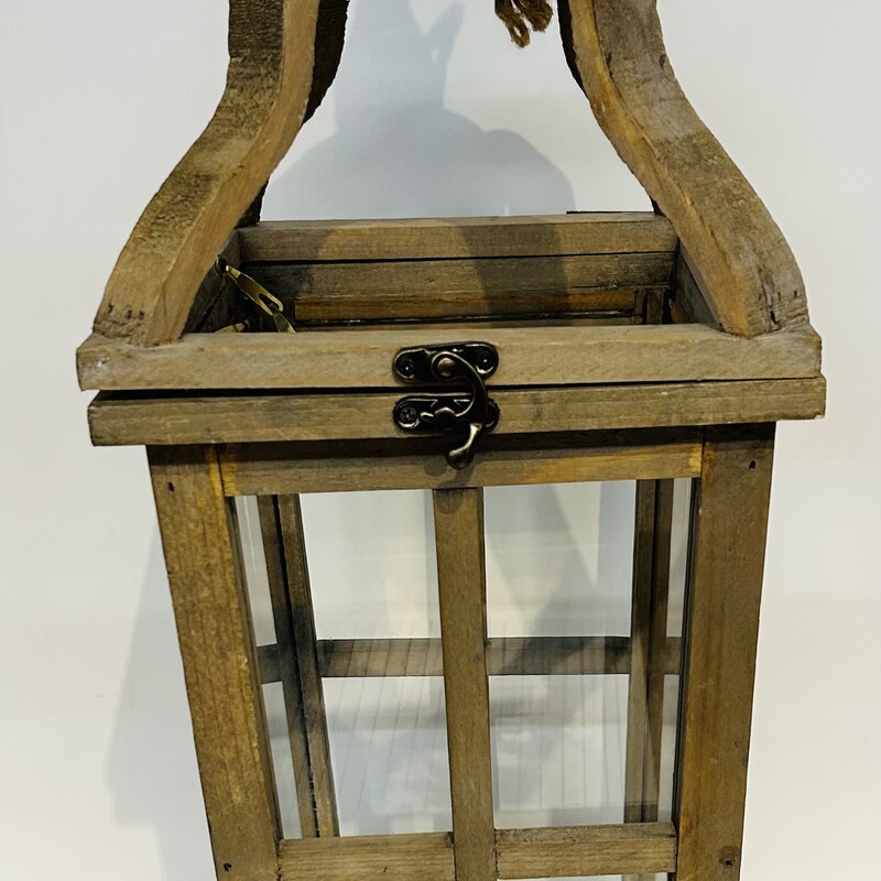 Wwod And Glass Lantern
Brown
Size: 7.5 x20.5 H
