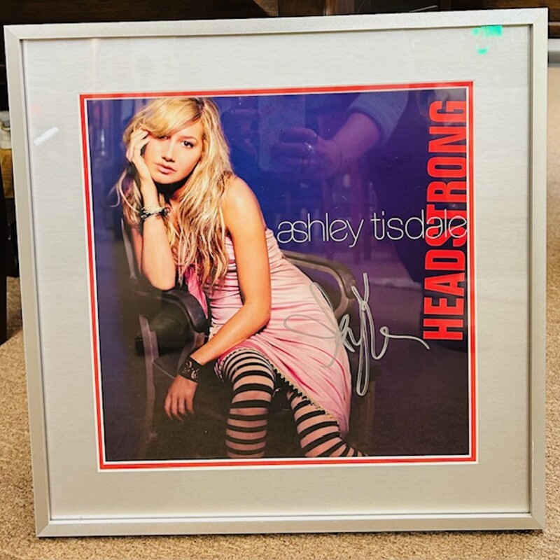 Ashley Tisdale Signed Print
Purple Pink Silver Size: 16.5 x 16.5H