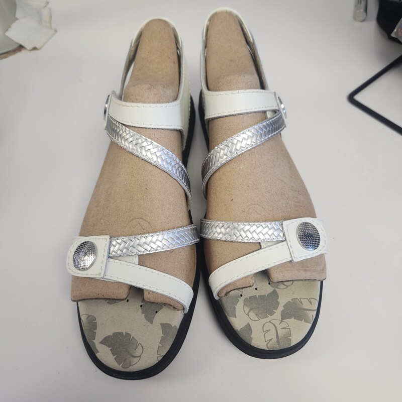 Greenleaf Sandals NEW, White, Size: 10.5