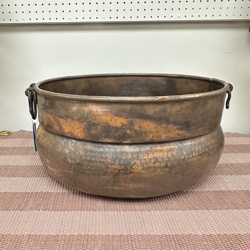 Copper Tub with Handles, Vintage
Size: 20x10