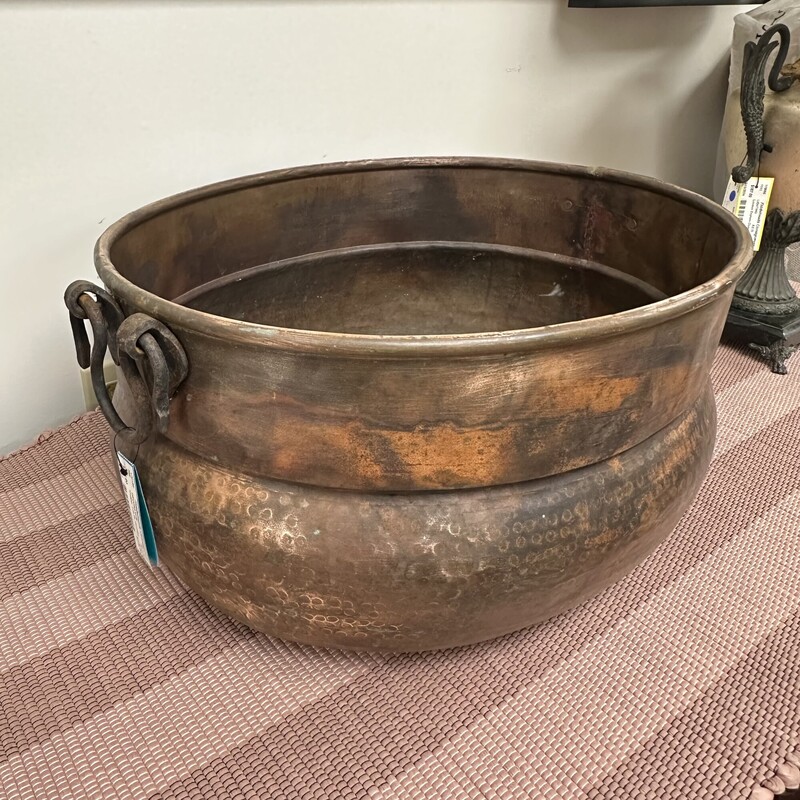 Copper Tub with Handles, Vintage
Size: 20x10